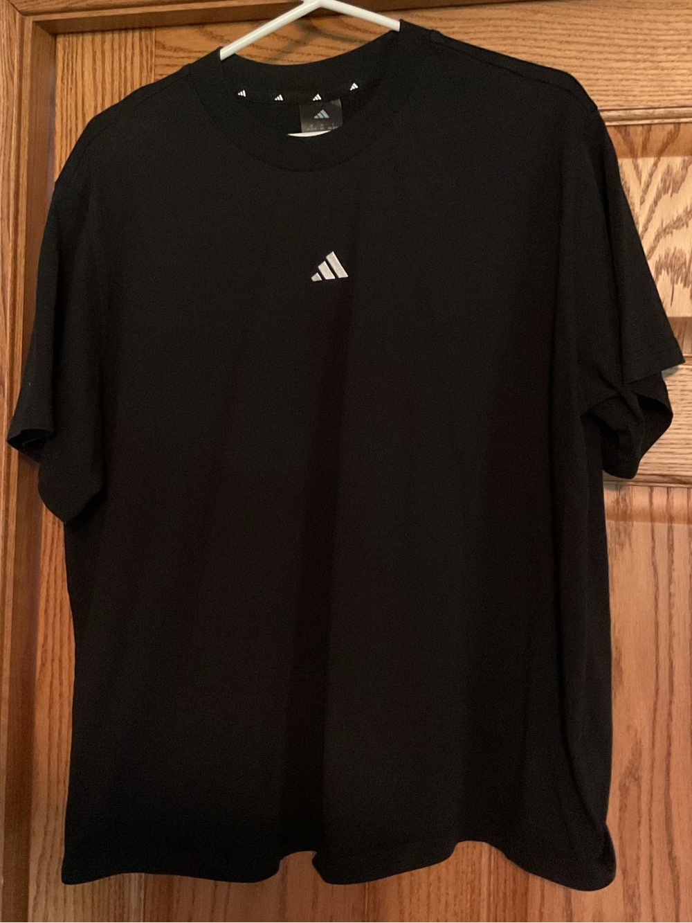 Preowned Women’s Adidas Crew Neck Black Tee Size 2XL